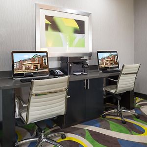 Holiday Inn Express And Suites Norman, An Ihg Hotel