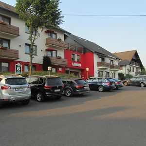 gut-Hotel zur Burg Nürburg ring